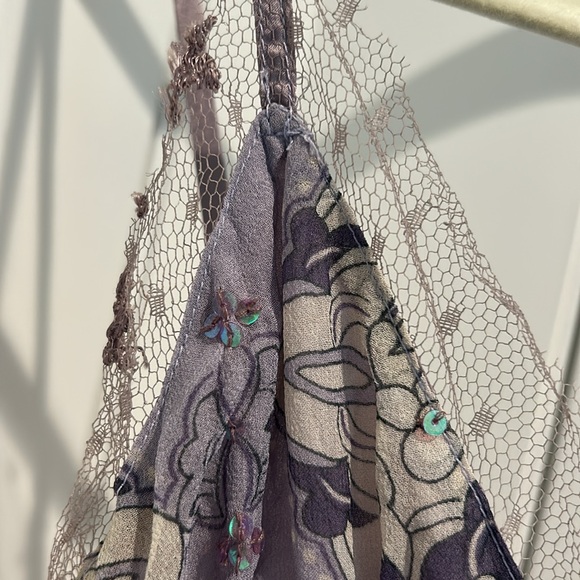 Top - Picture 2 of 4